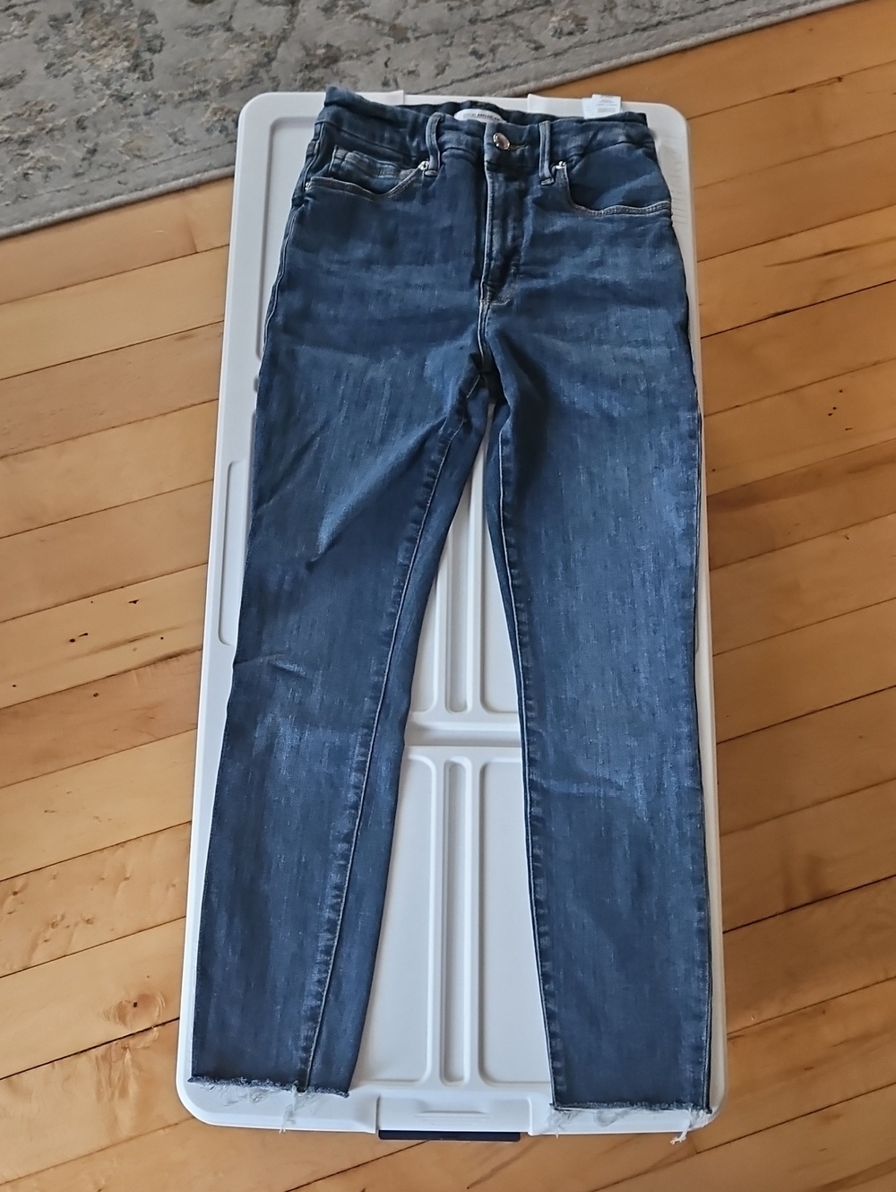 Good American High-Rise Jeans in Blue Wash